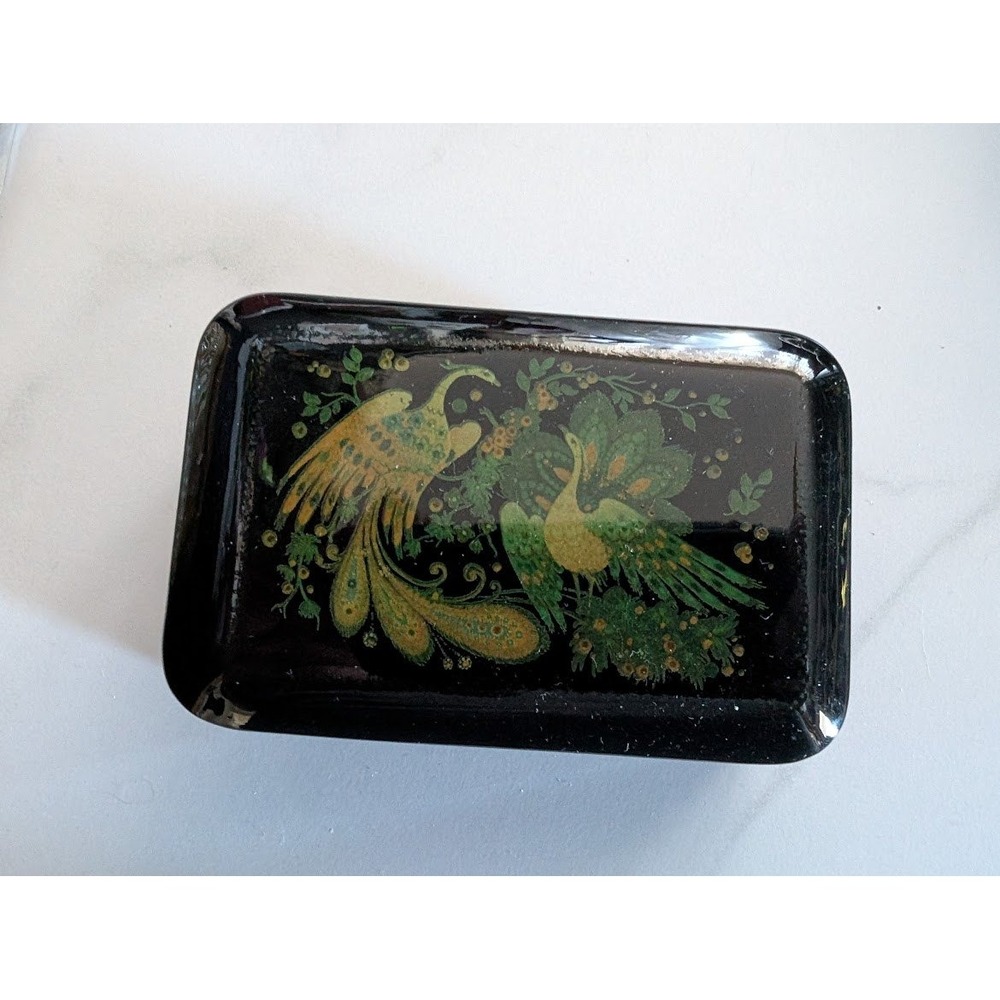 Vtg Royal Cornwall Music Box Russia Lara's Theme‎ Lacquer Around The World Works